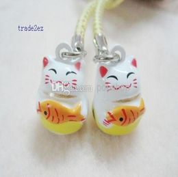 100 stks Mode Populaire Witte Maneki Neko Bell Jongen Meisje Mobiele Telefoon Strap Mobiele Strap Gift 3414877