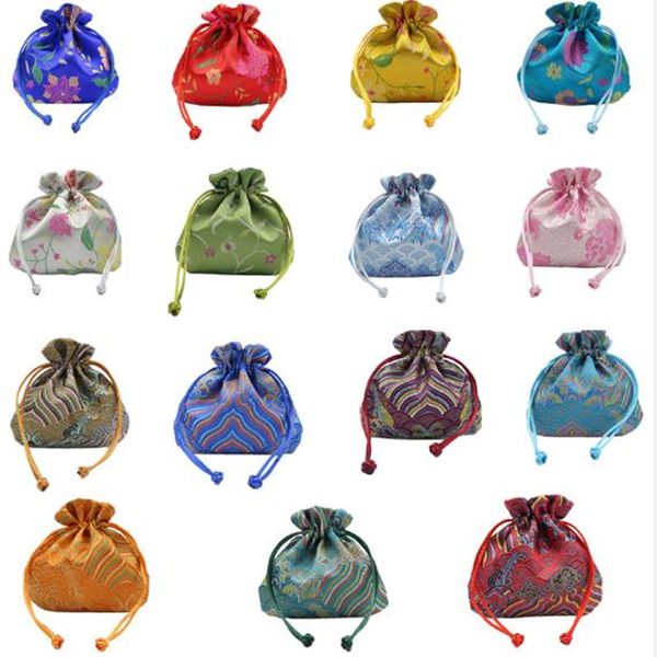 100 unids Últimas Bolsas de Regalo de Joyería de Brocado de Seda Antigua Fina Estilo Chino Pequeña Bolsa de Monedas con Cordón Venta al por mayor Bolsita Satén Tamaño de Embalaje 12x12 cm