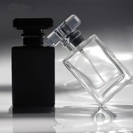100pcs / lot 30ml Parfum Verre Verture bouteille carrée rechargeable atomiseur noir transparent en verre transparent bouteille cosmétique # gsg462