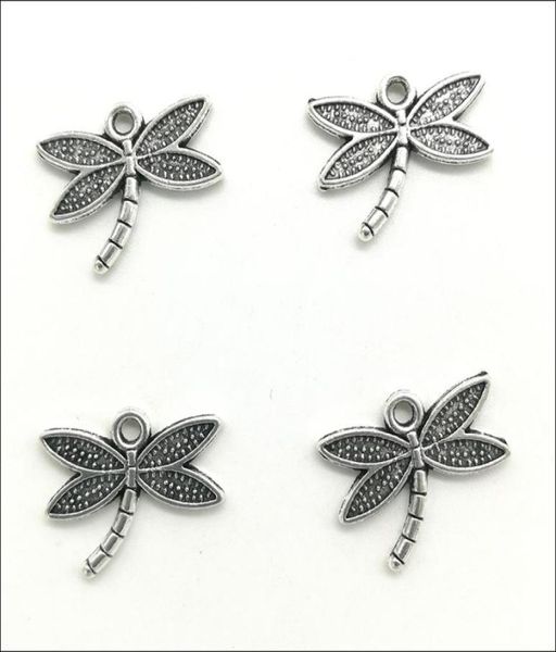 100pcs lote Lot de aleación Dragonfly Charms Pendants Joyas retro Hacer un llavero de bricolaje Antiguo colgante de plata para pendientes de pulsera 14x18m8157669