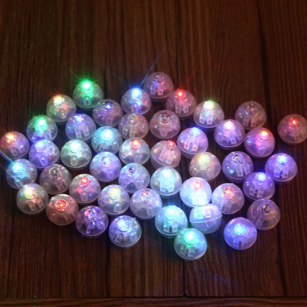 100pcs / lot Ronde RGB LED Flash Ball Lampes Ballon Blanc Lumières pour la Décoration De Fête De Mariage 6 Couleurs De Haute Qualité Vase Décor Y201006