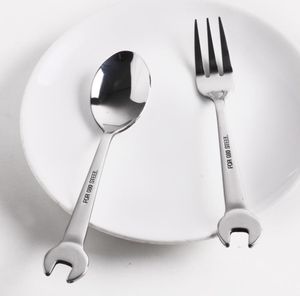 100 stks / partij roestvrijstalen spanner lepel vork sleutel vorm servies koken accessoires servies keukengereedschap SN3050