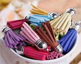 100 stks / partij Suede Kwastje voor Sleutelhanger Banden Sieraden Charms Lederen Tassel 40mm DIY Sieraden Armband Maken Bevindingen