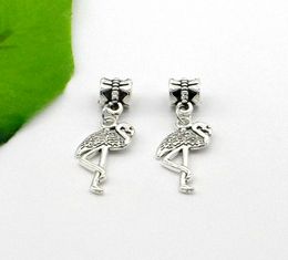 100 stks / partij Tibetan Silver Flamingo Charms Big Hole Beads Dangle Charms voor Sieraden Maken Bevindingen