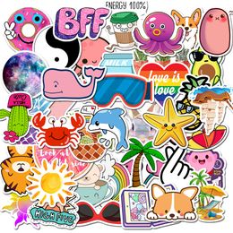 100 stks gemengde zomer zonnige kawaii cartoon stickers no-herhaal leuke meisjes anime sticker voor laptop skateboard pad fiets motorfiets telefoon bagage decal pvc stickers