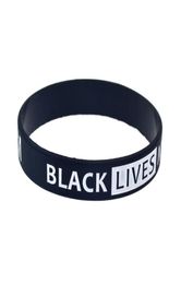 100 -st zich verzetten tegen soorten Discriminatie Debossed Fist Blm Black Lives Matter Siliconen Rubber Bracelet voor promotiecadeau4916726