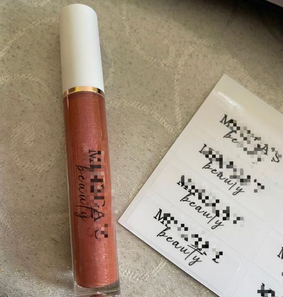 100pcs Peguera de tubo de brillo labial personalizado pasta de crema de labios