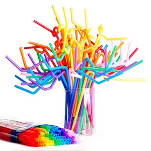 100 stcs herbruikbaar drinkstroopjes plastic bruiloftsfeestjes Crazy Loop Pet 5mm wegwerp Decoratieve twist straws Bar Home 20220901 E3