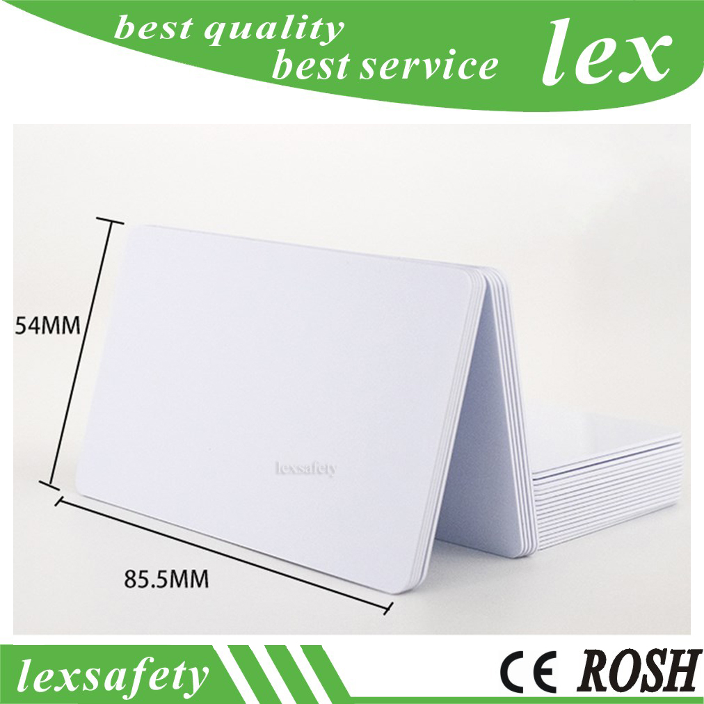100pcs rfid 13.56mHz D81 Weiße glänzende ISO PVC -Karte ISO14443A Schreibbar Blankov1 8K -Karte