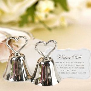 100 PCS Argent Baisers Bell Place Titulaire de la Carte avec Papier Carte De Mariage Table Décoration Faveurs Souvenir Idées Cadeaux