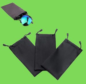 100pcs Sac de lunettes de soleil douces avec des lunettes de rangement étanchées de la poussière de microfibre en tissu en micro-étanche.