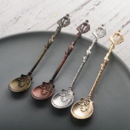 100 stcs de lepel Edward Thistle Flower Leaf Vintage Royal Style Metal Coffee Spoon Kitchen Fruit Prikkers Dessert Icecream Scoop Gift ZZ