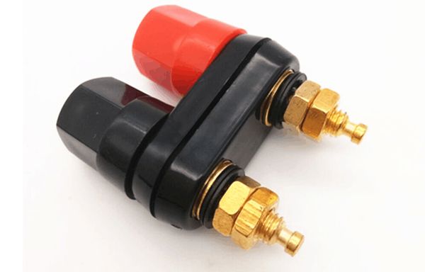 Livraison gratuite 100 PCS Top Qualité Fiches Banane Couple Bornes Rouge Noir Connecteur Amplificateur Borne Reliure Poste Banane Haut-Parleur Prise Jack