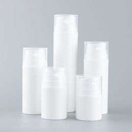 100 stks witte PP airless fles vacuümpomp fles gebruikt voor Cosmetische Container 30 ml 50 ml 80 ml 100 ml 120 ml 150 ml F2525 Bdcrl