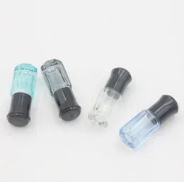 100 Uds. Venta al por mayor colorida pequeña botella de rodillo de vidrio de 3ml Mini botellas de aceite esencial de 6ml con bola enrollable de acero inoxidable