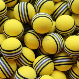 100pcsbag EVA mousse balles de golf jaune arc-en-ciel éponge pratique intérieure balle aide à l'entraînement 231220