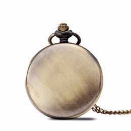 100pcslot 0021 Wholesale Vintage Bronze Pocket Watch Wrap Quartz Men de grande taille Couleur or avec chaîne de collier 240327