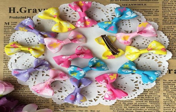 100pcslot 14quot mignon imprimé papillon coloré petit arc enfants bébé filles pinces à cheveux épingles à cheveux Barrettes accessoires pour cheveux cadeaux 7575528