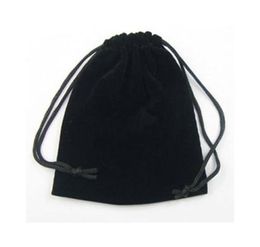 100 pcslot Black Velvet Jewelry Bags Zakken voor ambachtelijke mode Gift Packaging Display B0332821273382115