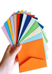 100pcslot Candy Kraft Paper 14 Colores sobres en blanco Tarjetas bancarias Tarjetas de felicitaci￳n Mini sobres miembros BBYMXE3082571