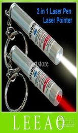 100 pcslot nieuw 2 in 1 witte LED -licht en rode laserpointerpen Keychain zaklamp lichtslichte sleutelketen1596261