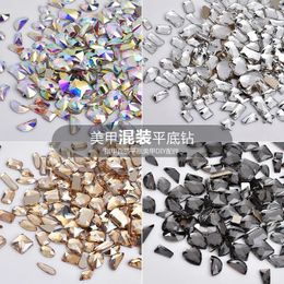 100PCSSet Nail Art Verre Diamant Décoration Aurora Plat 3D DIY 240328