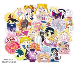 100 pcsSet Sailor Moon Anime Kleine waterdichte stickers voor doe -het -zelfsticker op koffer bagage laptop fiets skateboard2006427