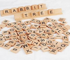 100 pcset houten alfabet scrabble -tegels zwarte letters nummers voor ambachten hout GWB156797741815