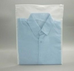 100X Zip lock Zipper Top sacs en plastique givré pour vêtements TShirt jupe emballage de détail sac de rangement impression personnalisée Y07124025648