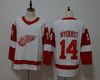 14 Gustav Nyquist (white)
