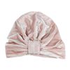 ピンクの弓の赤ちゃんの帽子
