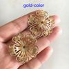 gold color