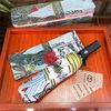 whit box dust bag