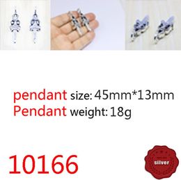 10166 Europese en Amerikaanse hangende sieraden S925 Sterling Silver Fashion Personality Punk Hip-Hop Personality Holy Sword Letter Classic Sieraden