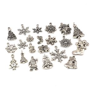 105 pièces Antique en alliage d'argent mélange arbre de noël flocon de neige charmes pendentifs pour la fabrication de bijoux Bracelet collier bricolage accessoires A-661