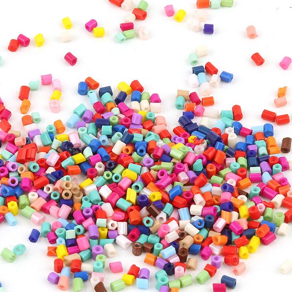 1060pcs / bouteille 2 mm peinture à pâtisserie tchèque en verre perles de graines de graine