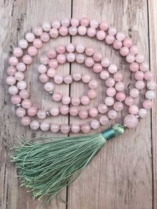 108 Collier de perles Mala Quartz Collier noué Yoga Mala Méditation Perles Bijoux pour hommes Colliers de prière Colliers de gland X0707