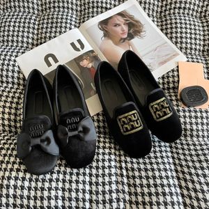 10a 2024 mm merkontwerpers kleden sandaal ballet flats veet loafers schoenen Espadrilles ballerinas sandalen dames feest bruiloft vrouwen dikke slipper