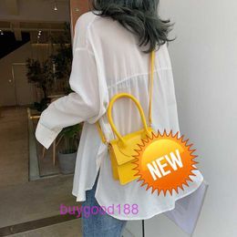10A Dected Luxury Jaq Designer Handbag Womens Bag 2024 NOUVEAU SMAL FORME MINI MINI MINI BAG MINI MINI MINI MINI MINI MAIN SCHAG