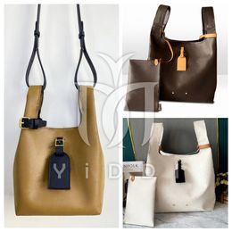 Bolsas de diseñador de 10A Atlantis Boleto de comestibles Bolsas para mujeres Bolsas de compras casuales Bolsas marrones Marrón Flor de lujo Luxury Handage Handage Cross Boder Bold de diseñador Atlantis Bag