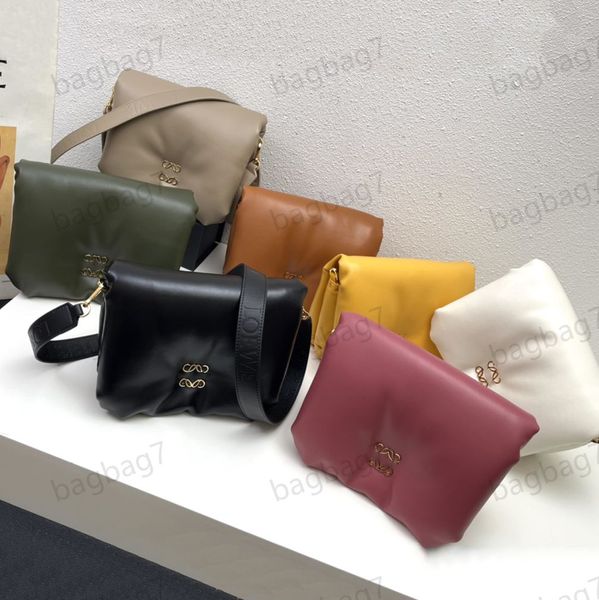 10A Diseñador Puffer Bag Sensación de pan Material de cuero de vaca Bolso de concha Bolso cruzado Mujer Moda de lujo Bolsa de nube Donut Cadena de oro Sensación táctil de cuero