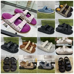 10A Sandalias de diseñador Slipper Man Mujeres Sandalias Sliders de alta calidad Cristal de pantorrilla Zapatos casuales de cuero Plataforma acolchada zapatos de moda de verano