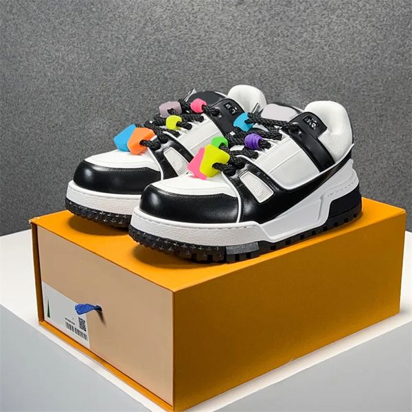 Trainer designer 10A Sneaker maxi pour hommes Femmes Luxury Le cuir Casual Chaussures Lacet-Up Perles colorées Entraîneur de mode de sport extérieur avec taille de boîte 35-45 T26