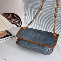 10A Diseñador de cuero de moda Moldan Bolgador de mensajería Satchel Totes Ceras Lady Niki Bolsos cruzados Bolsos Cross Mujeres Sacoche Bagma de diseño de lujo Fesw