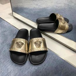 10A Palazzo de haute qualité Slippers Slide Mule Mule Casual Shoe 2024 Nouveaux curseurs Femme pour hommes Cadeau de luxe Sandale Blanc Blanc Flat Salle Sandale Loafer