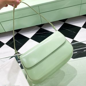 10A Sac de selle de haute qualité Sac à bandoulière de designer Sac à rabat classique Sac à rabat classique en peau de vache de 23 cm Sacs de mode Sacs à main de luxe Emballage de boîte-cadeau Sac blanc vert menthe