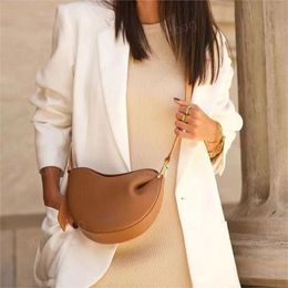 Sac en cuir 10a: Pol Mailbag Design - Exportation française Sac à bandoulière en cuir véritable en cuir pour femmes Tonca Camel Numero Nano Cyme Tote Handsbag Luxury