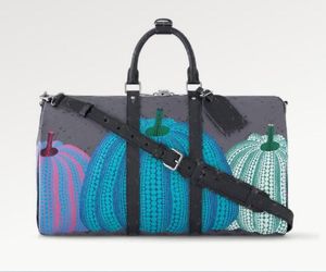 10A heren designer plunjezakken x YK Keepall 45 cm praktische tas Yayoi Kusama kleurrijke pompoenen ontwerper lente en zomer bagage reistas met grote capaciteit