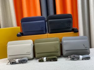 Sacs d'enveloppe de créateur de portefeuille portable 10A MENS FASTLINE avec sac à corps crossbody Sac à bandoulière de luxe