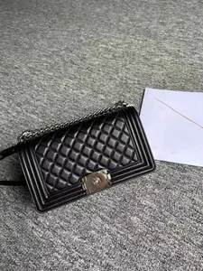 10A Miroir Qualité Designer Sac à bandoulière Sac à chaîne Embrayage Flip Sac fourre-tout Double lettre solide Boucle taille carré rayure sac à main de luxe pour femmes